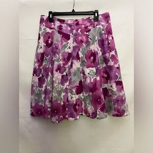 Allison Taylor Knee length skirt size 14